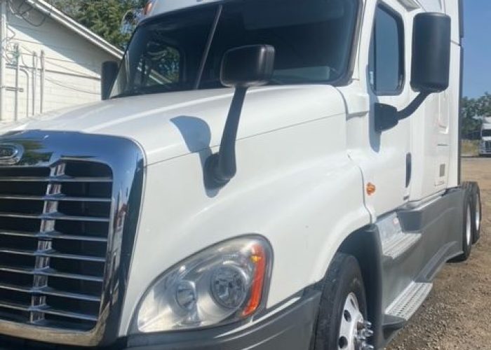 customizable rental trucks