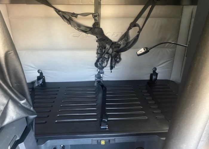 elevated rental trucks