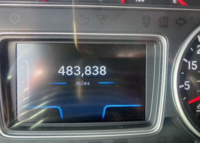 elevated rental trucks