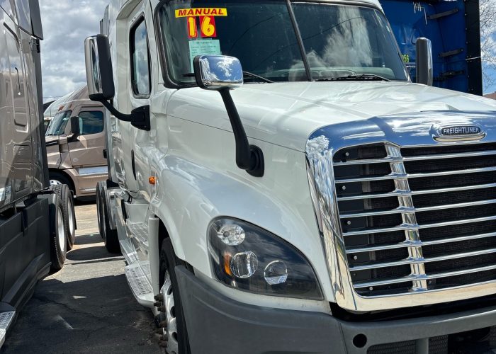 elevated rental trucks