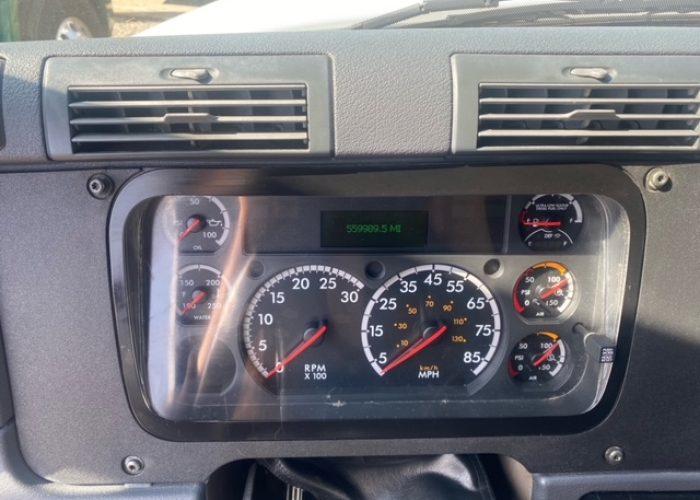 ready for rent elevated trucks